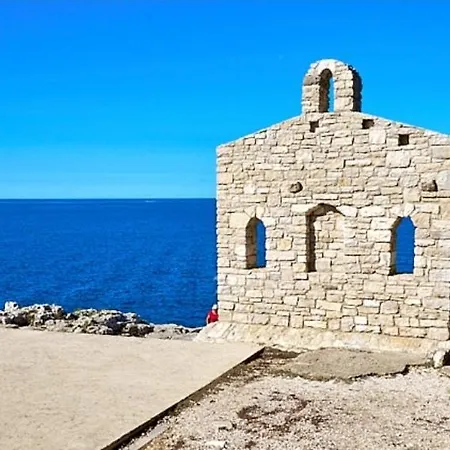 Tobys Place Пула