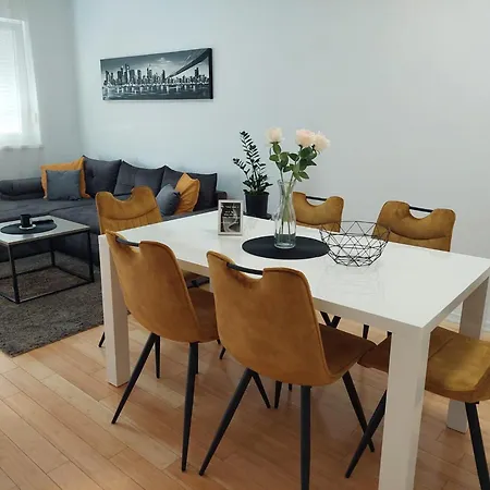 Apartman Tobys Place *